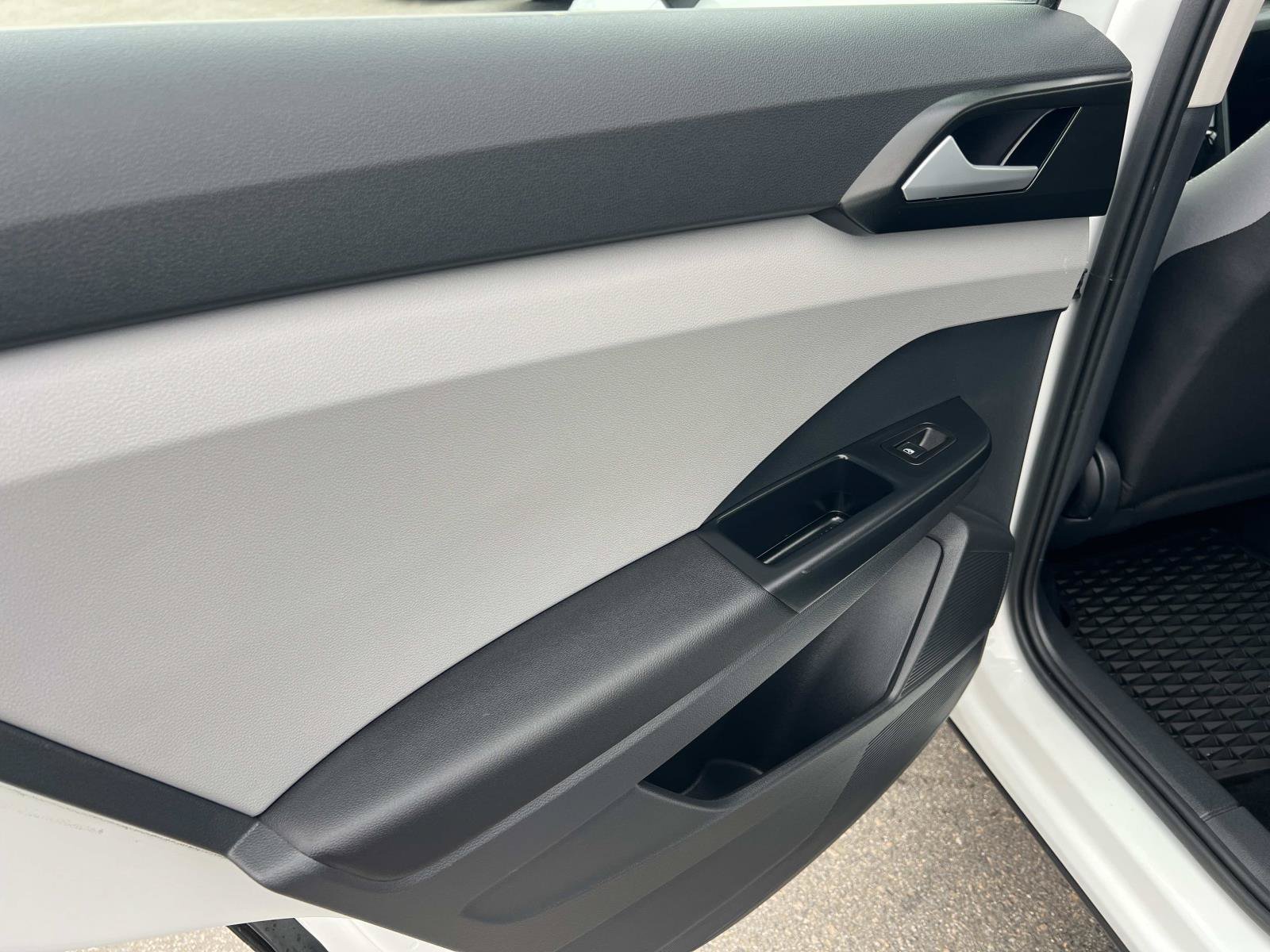 Certified 2023 Volkswagen Taos S AWD/4WD image 19