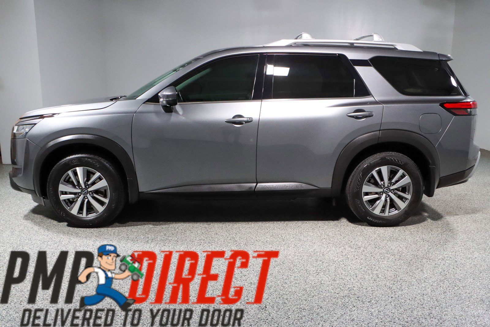 Used 2023 Nissan Pathfinder SL FWD image 10