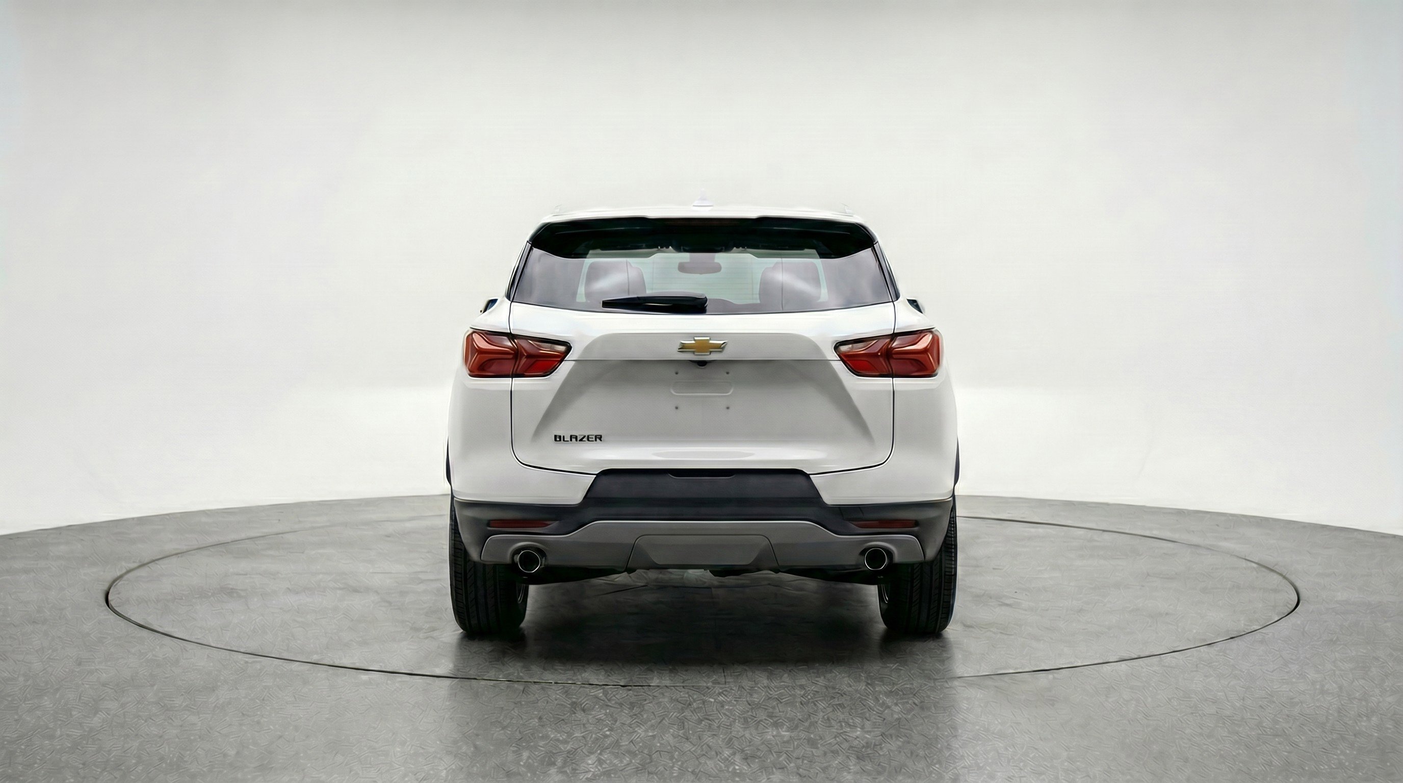 Used 2025 Chevrolet Blazer LT FWD image 7