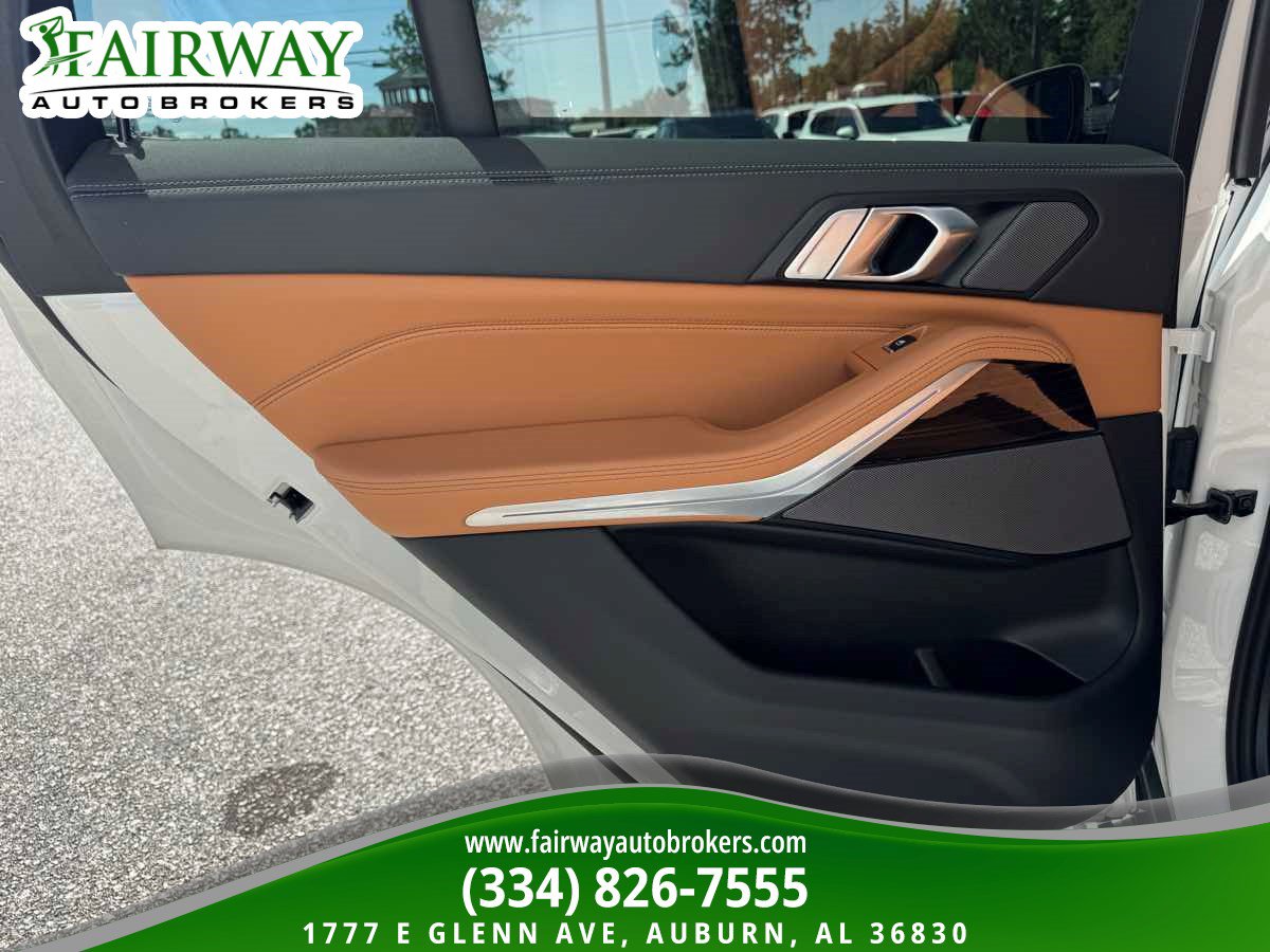 Used 2026 BMW X5 xDrive40i w/ Climate Comfort Package AWD/4WD image 30