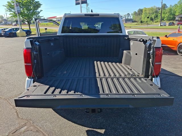 Used 2024 Toyota Tacoma TRD Off-Road AWD/4WD image 29