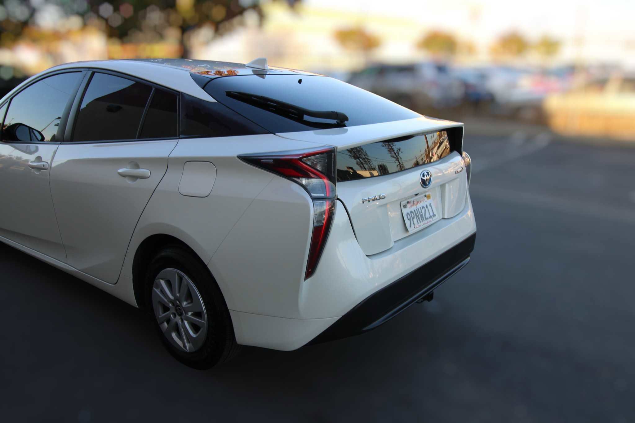 Used 2016 Toyota Prius Two image 29