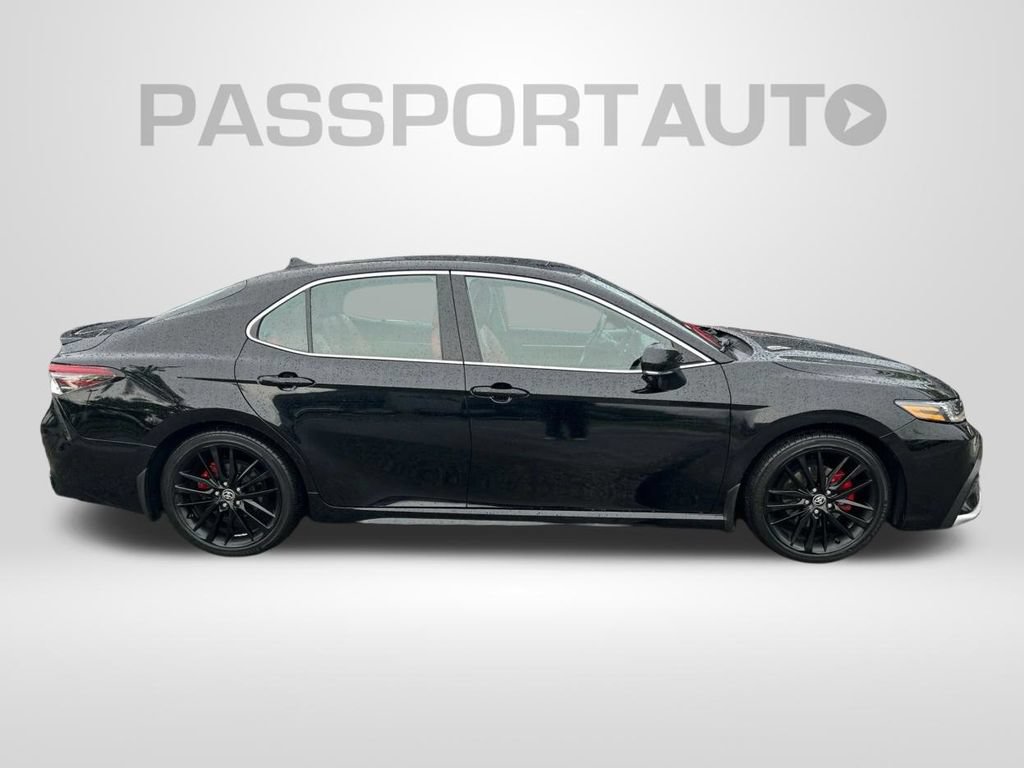 Used 2021 Toyota Camry XSE w/ Cold Weather Package FWD image 5
