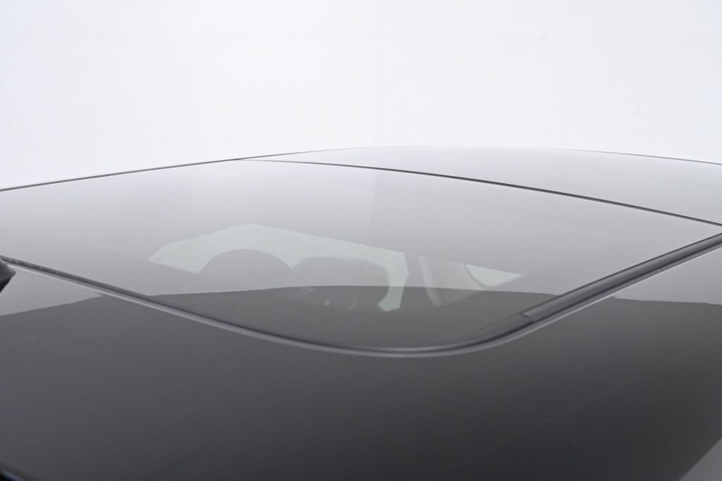 Used 2023 MINI Cooper 2-Door Hardtop FWD image 11