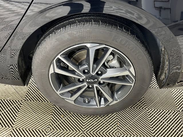 Certified 2024 Kia Forte LXS w/ LXS Technology Package image 19