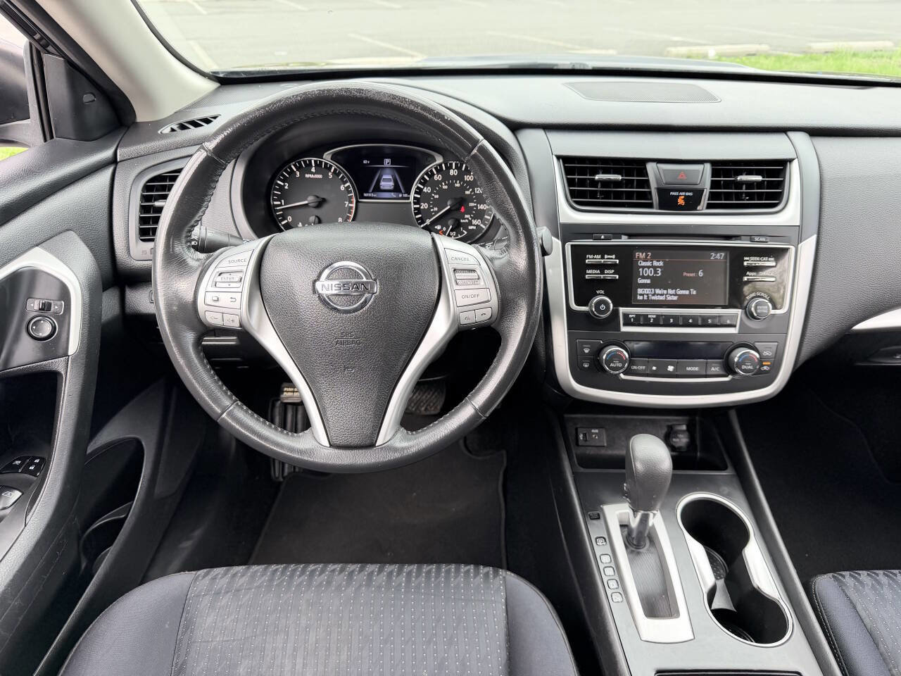 Used 2016 Nissan Altima 2.5 SV w/ Convenience Package image 17