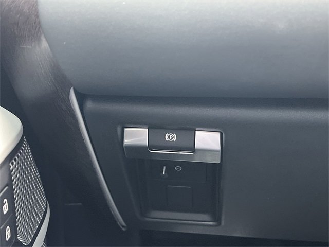 Used 2024 Land Rover Defender 130 S image 13