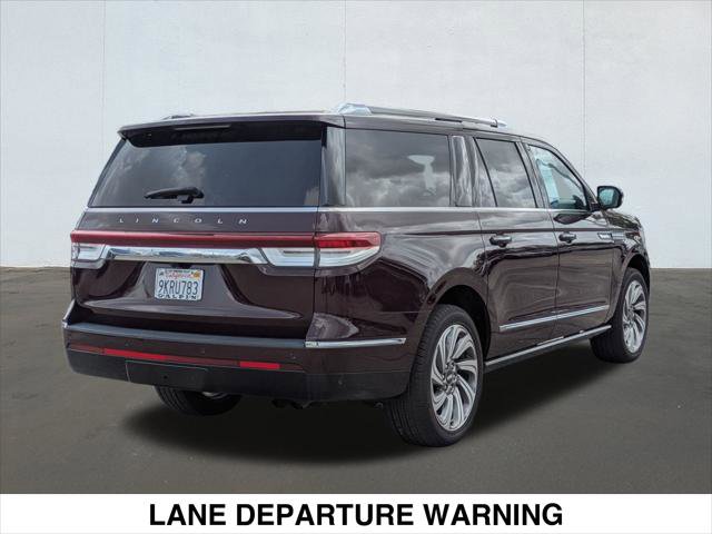 Used 2024 Lincoln Navigator L Reserve image 5