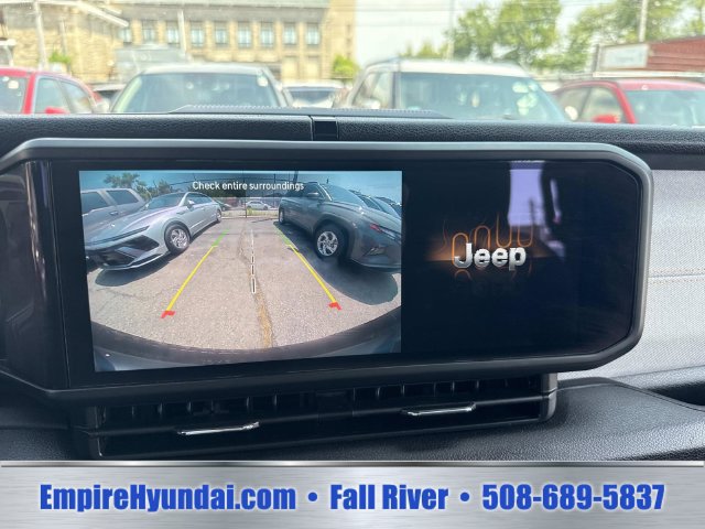 Used 2024 Jeep Wrangler Unlimited Sport AWD/4WD image 20