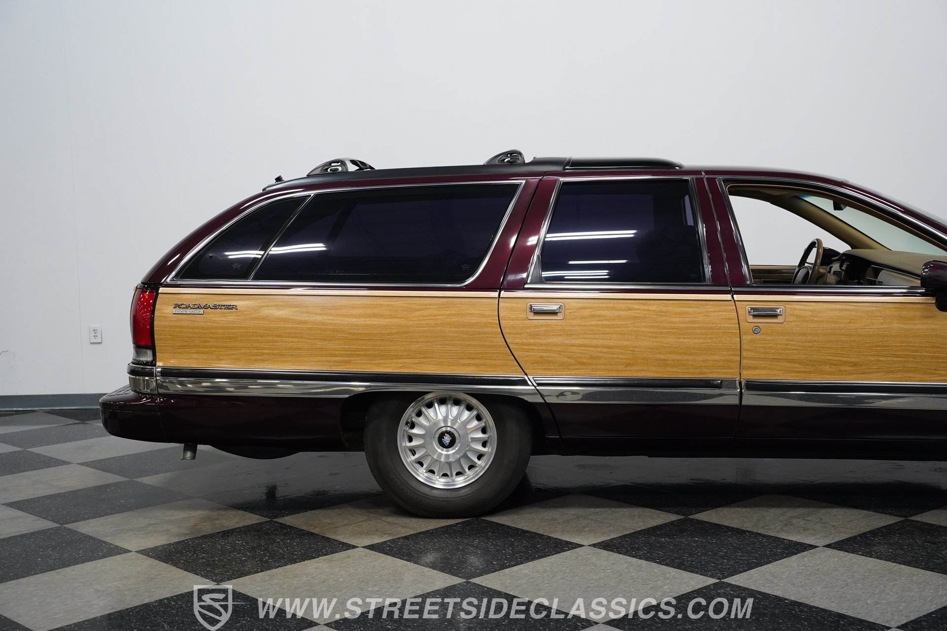 Used 1994 Buick Roadmaster Estate RWD image 28