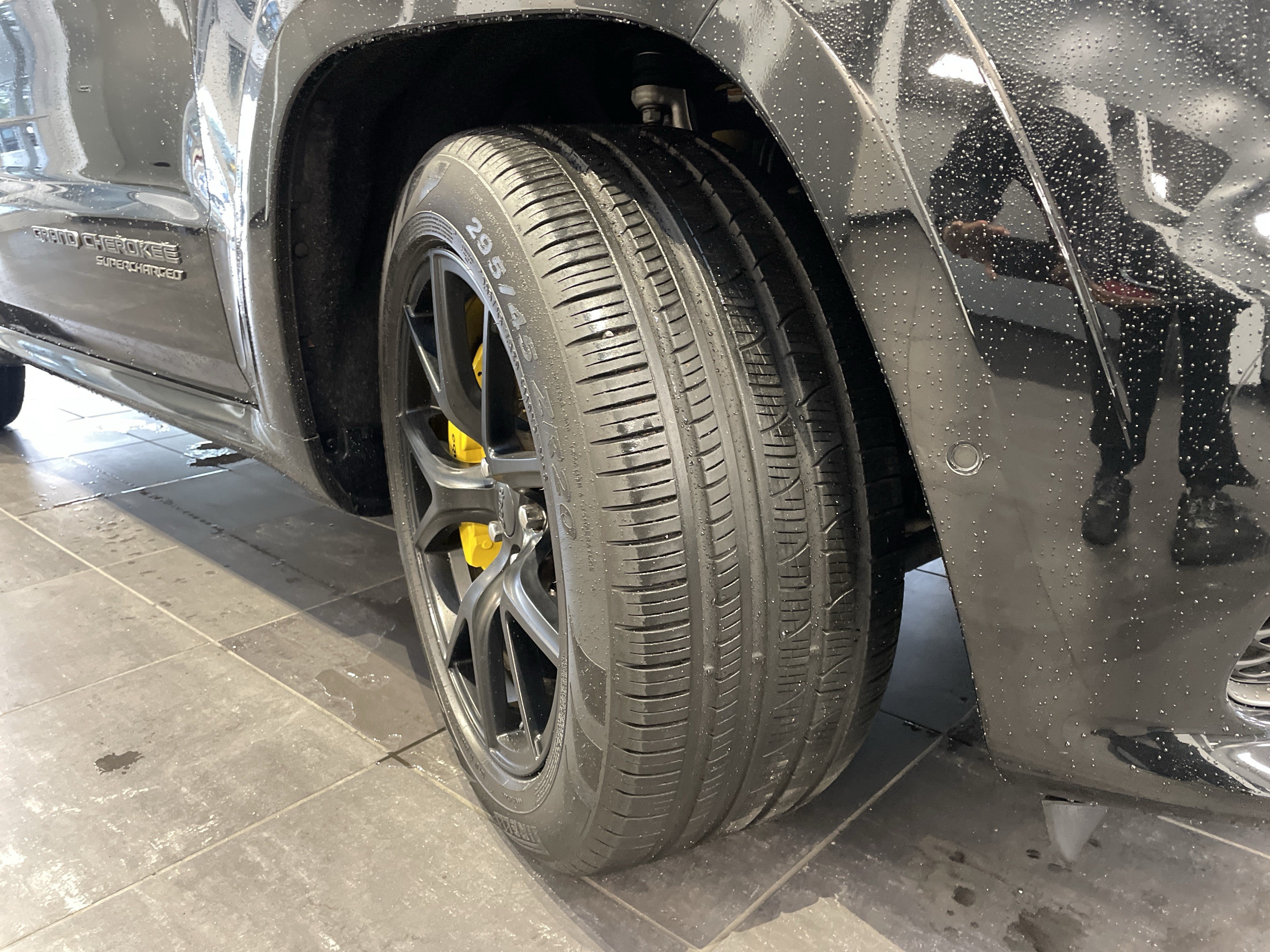Used 2018 Jeep Grand Cherokee Trackhawk AWD/4WD image 15