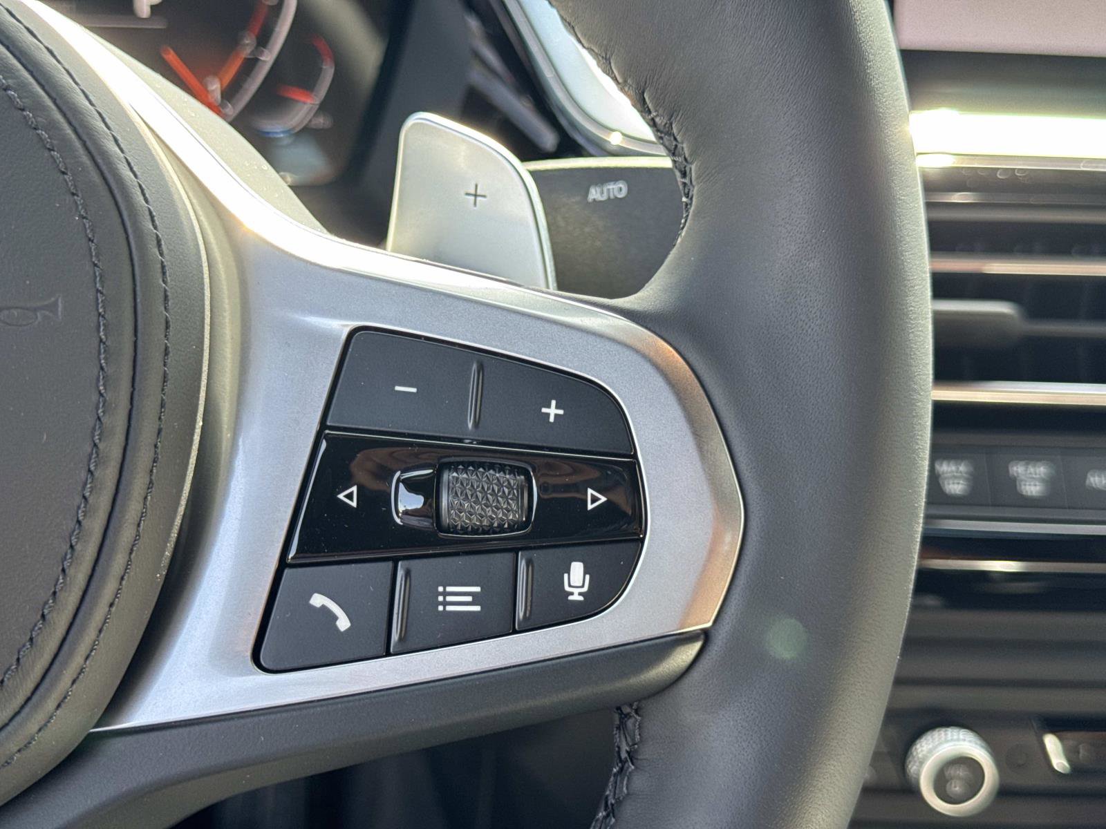 New 2026 BMW Z4 sDrive30i w/ Shadowloine Package image 17