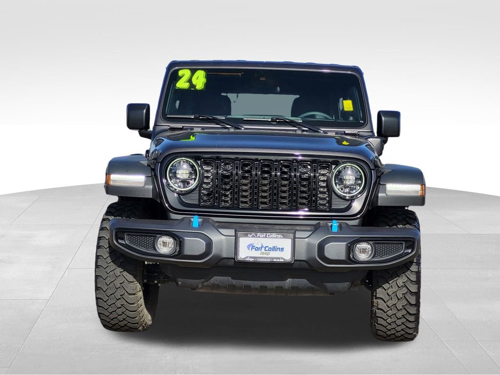 Used 2024 Jeep Wrangler Unlimited image 2