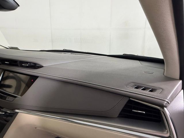 Used 2020 Cadillac XT5 Premium Luxury FWD image 29