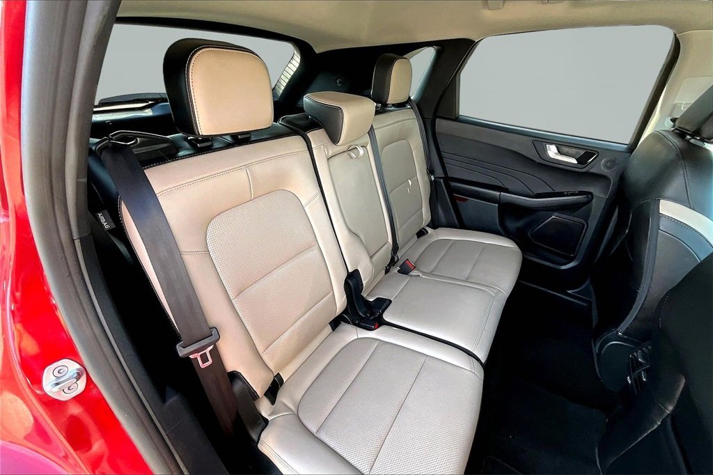 Used 2022 Ford Escape SEL w/ Technology Package image 27