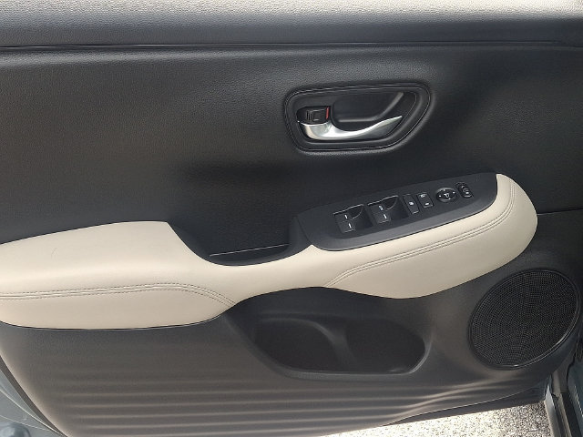 Used 2024 Honda HR-V LX image 14