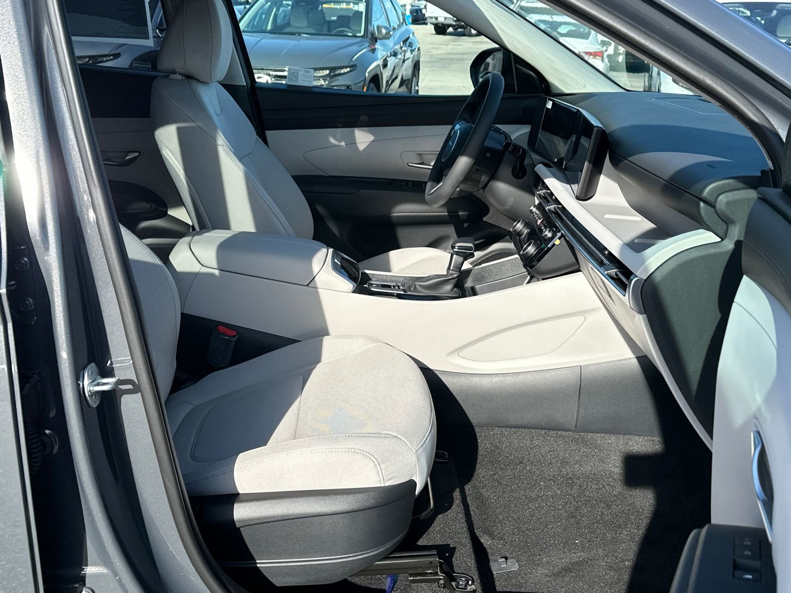 New 2025 Hyundai Tucson SEL image 12