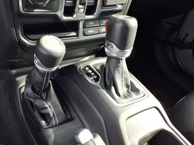 Used 2023 Jeep Wrangler Unlimited Sahara w/ Cold Weather Group image 14