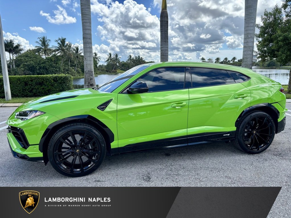 Used 2024 Lamborghini Urus S image 1