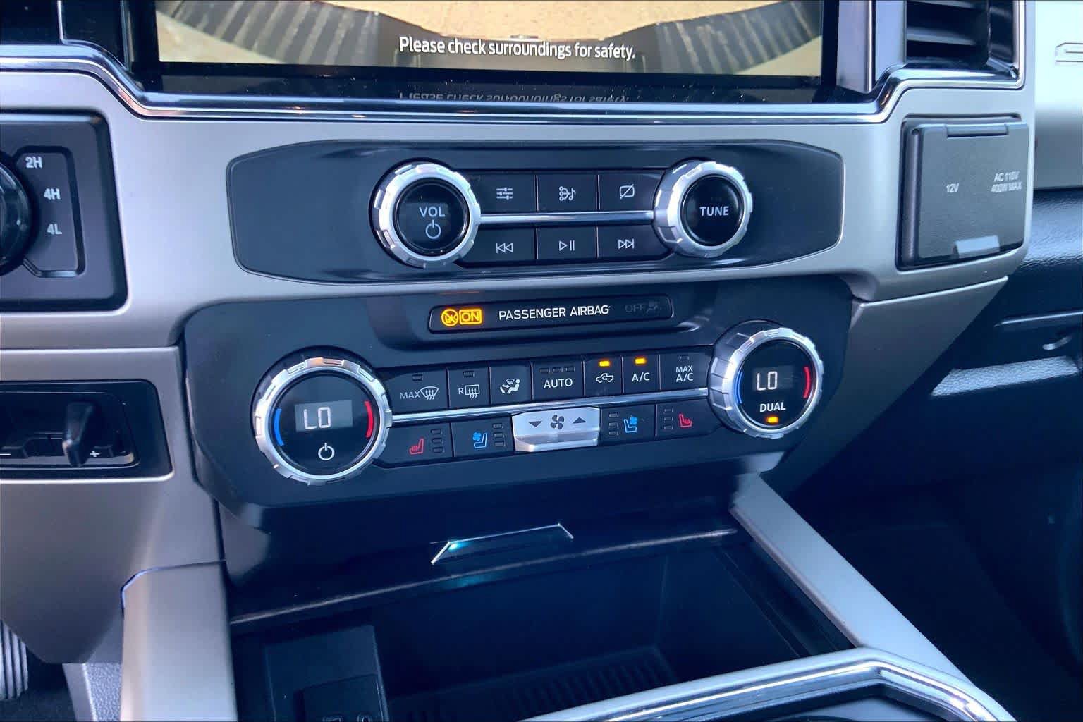 Used 2022 Ford F250 Lariat AWD/4WD image 30