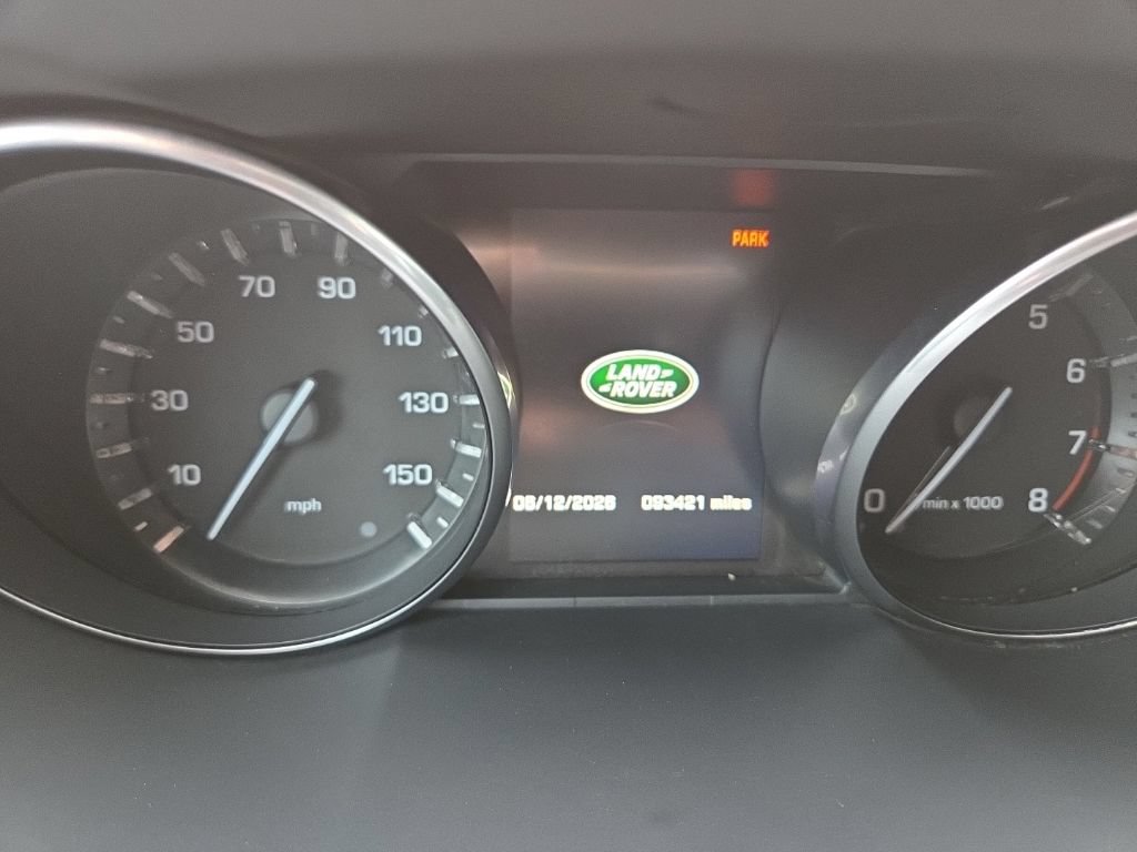 Used 2015 Land Rover Discovery Sport SE AWD/4WD image 20