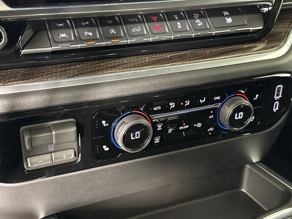 New 2026 Chevrolet Silverado 1500 RST w/ RST All Star Premium Package AWD/4WD image 18
