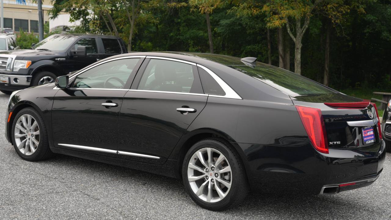 Used 2015 Cadillac XTS Luxury FWD image 7