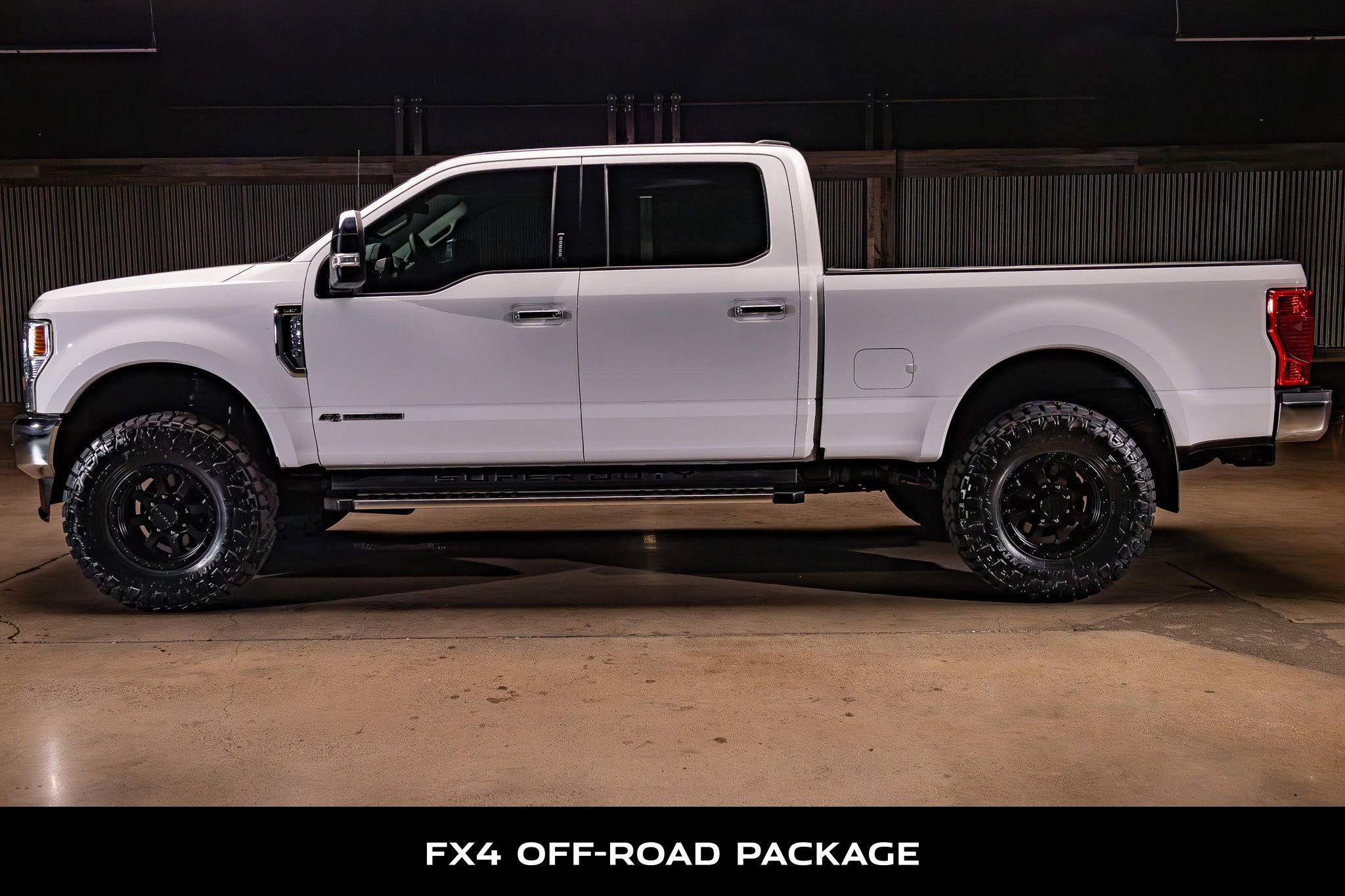 Used 2022 Ford F250 XLT w/ XLT Premium Package AWD/4WD image 6