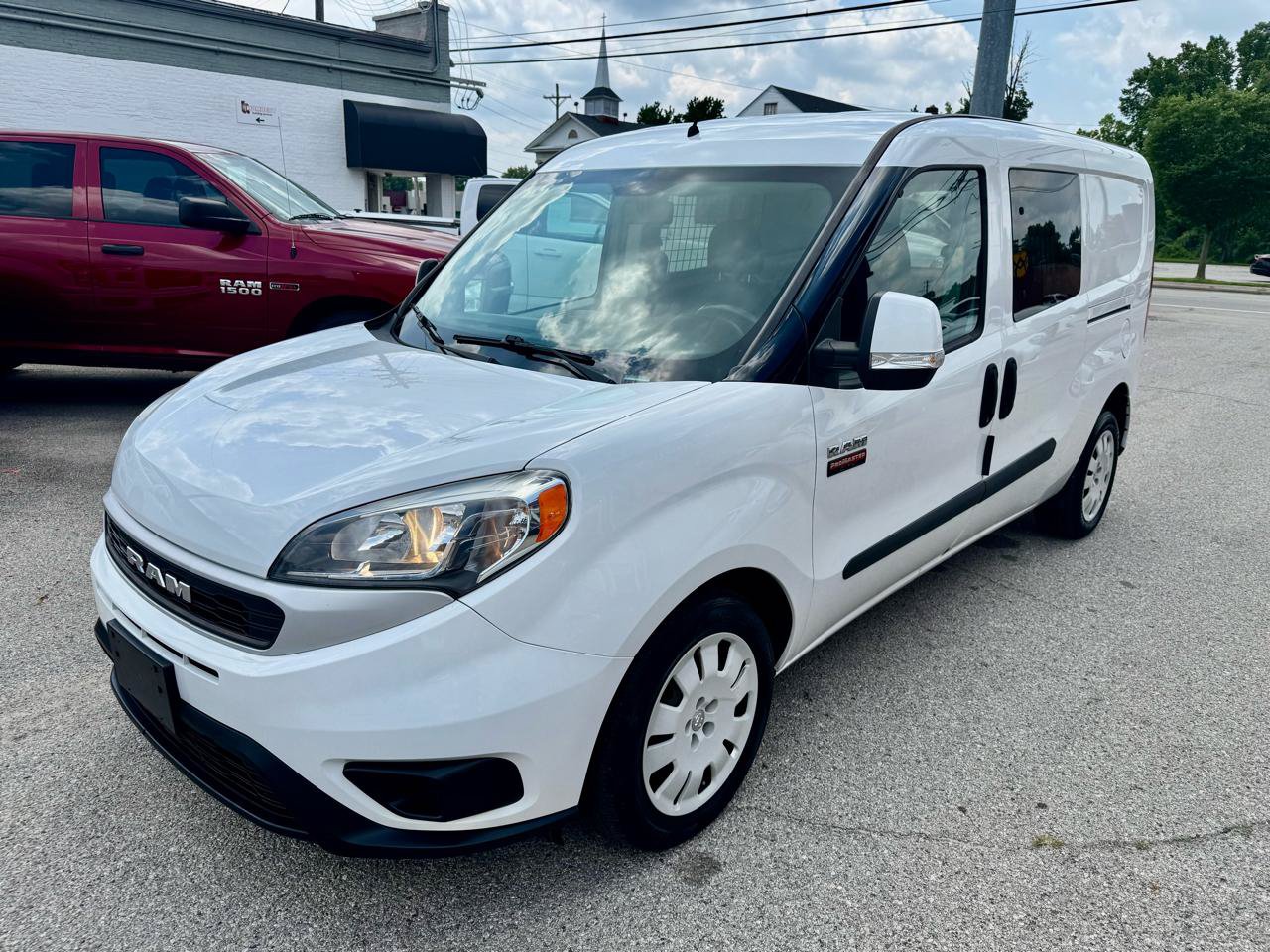Used 2019 RAM ProMaster City Tradesman SLT FWD image 3