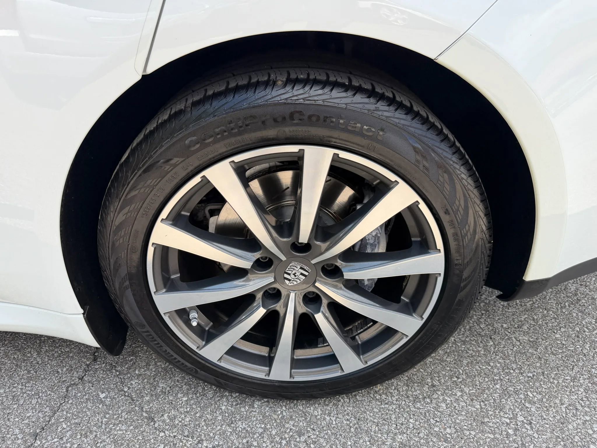 Used 2015 Porsche Panamera w/ Premium Package RWD image 45