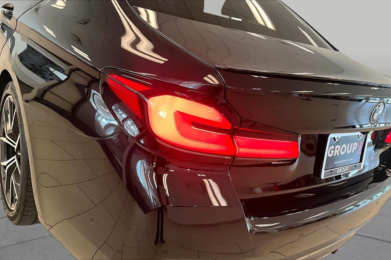 Used 2023 BMW 540i w/ M Sport Package RWD image 26