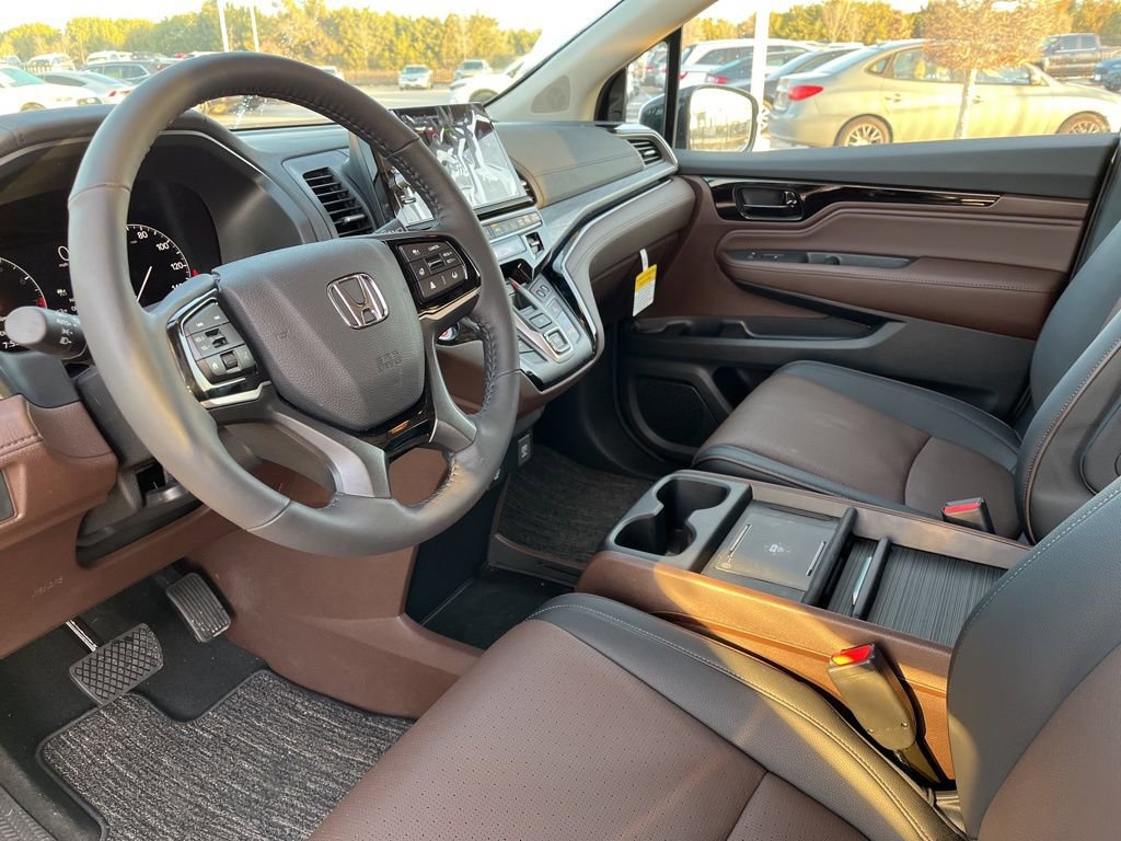 Certified 2026 Honda Odyssey Elite image 19
