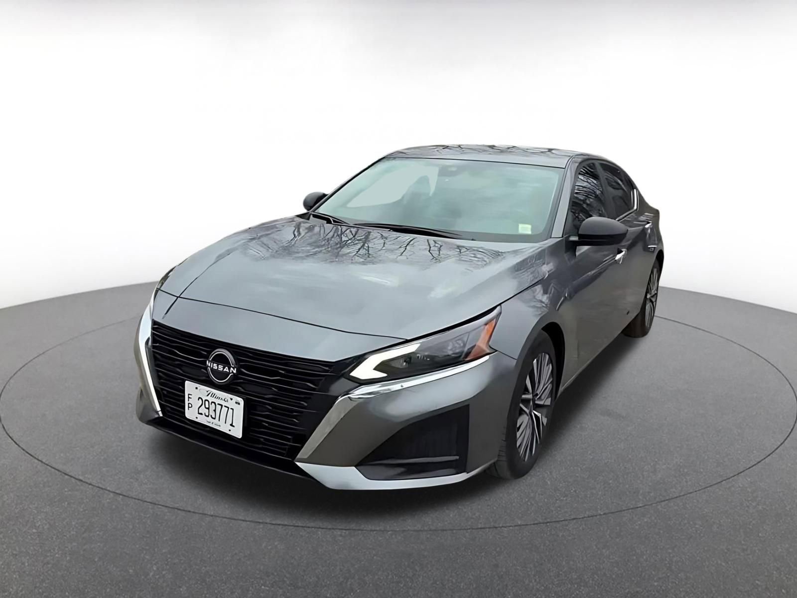 Used 2025 Nissan Altima 2.5 SV image 7