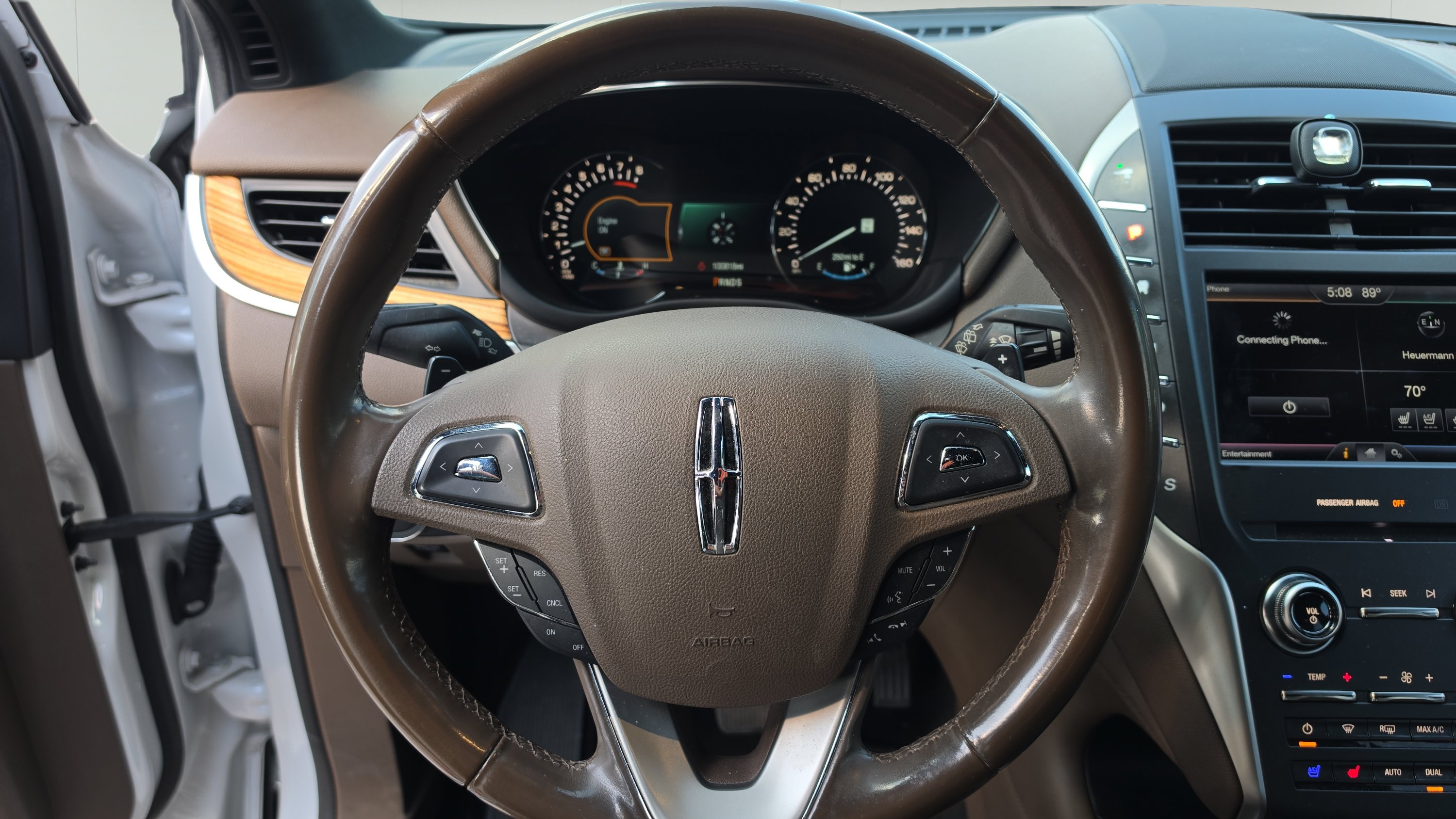 Used 2015 Lincoln MKC FWD w/ Equipment Group 102A Reserve image 12