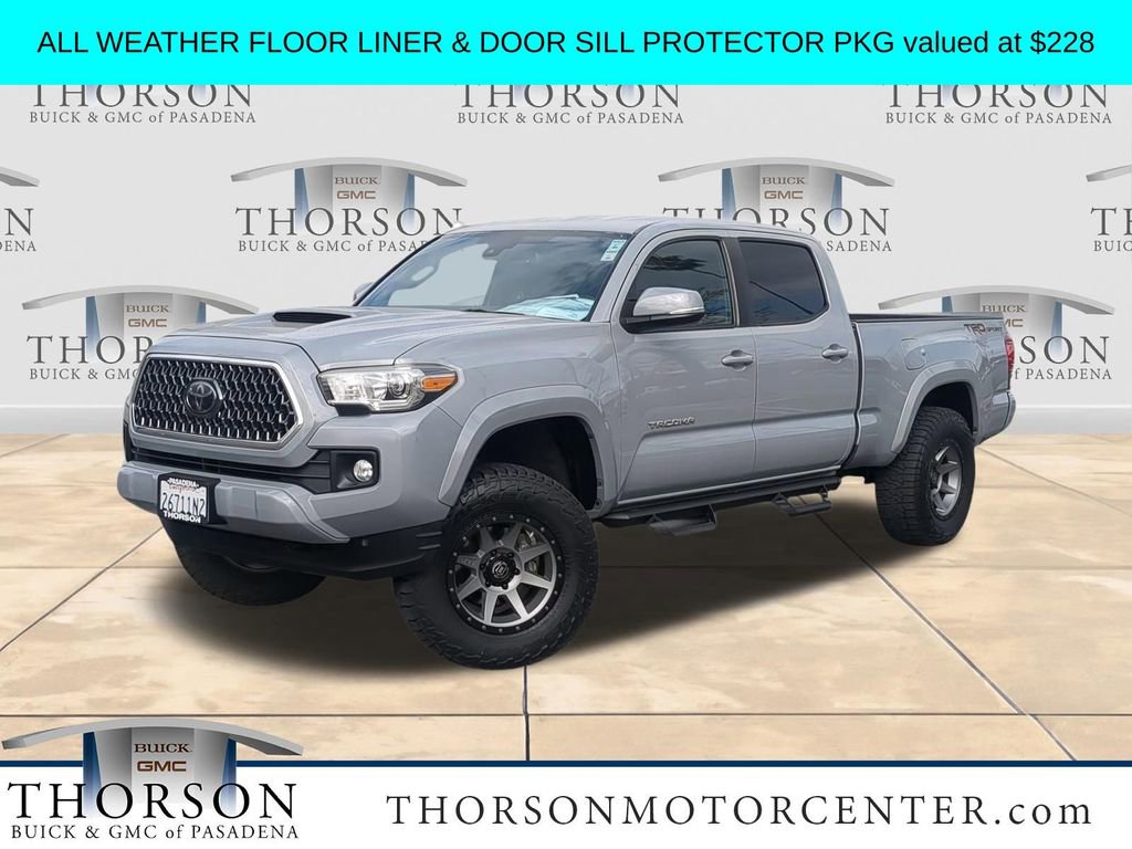 Used 2018 Toyota Tacoma TRD Sport RWD image 1
