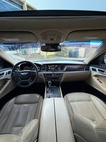 Used 2015 Hyundai Genesis 3.8 w/ Option Group 03 image 5