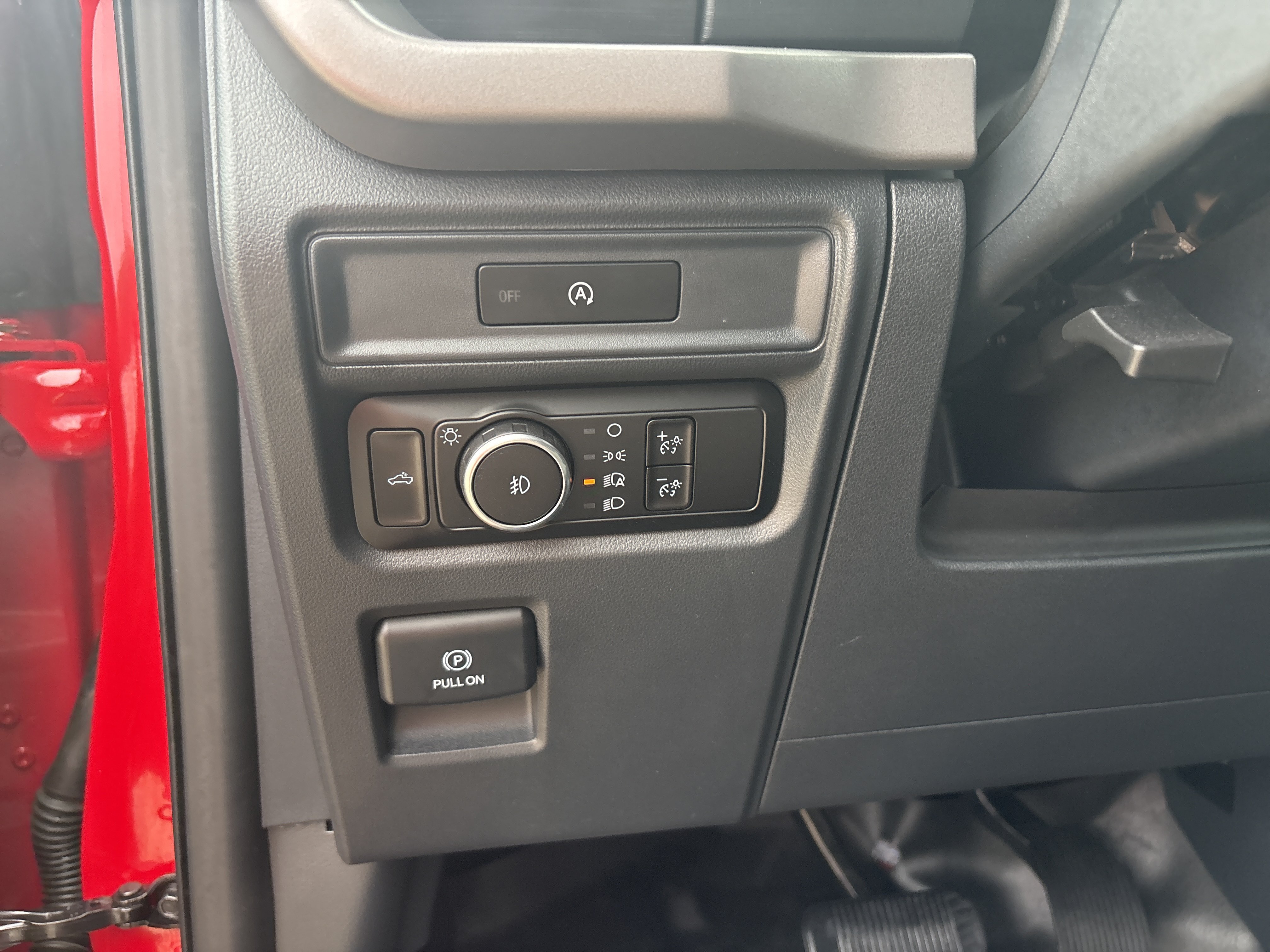 Used 2025 Ford F150 XLT w/ Equipment Group 301A Standard AWD/4WD image 10