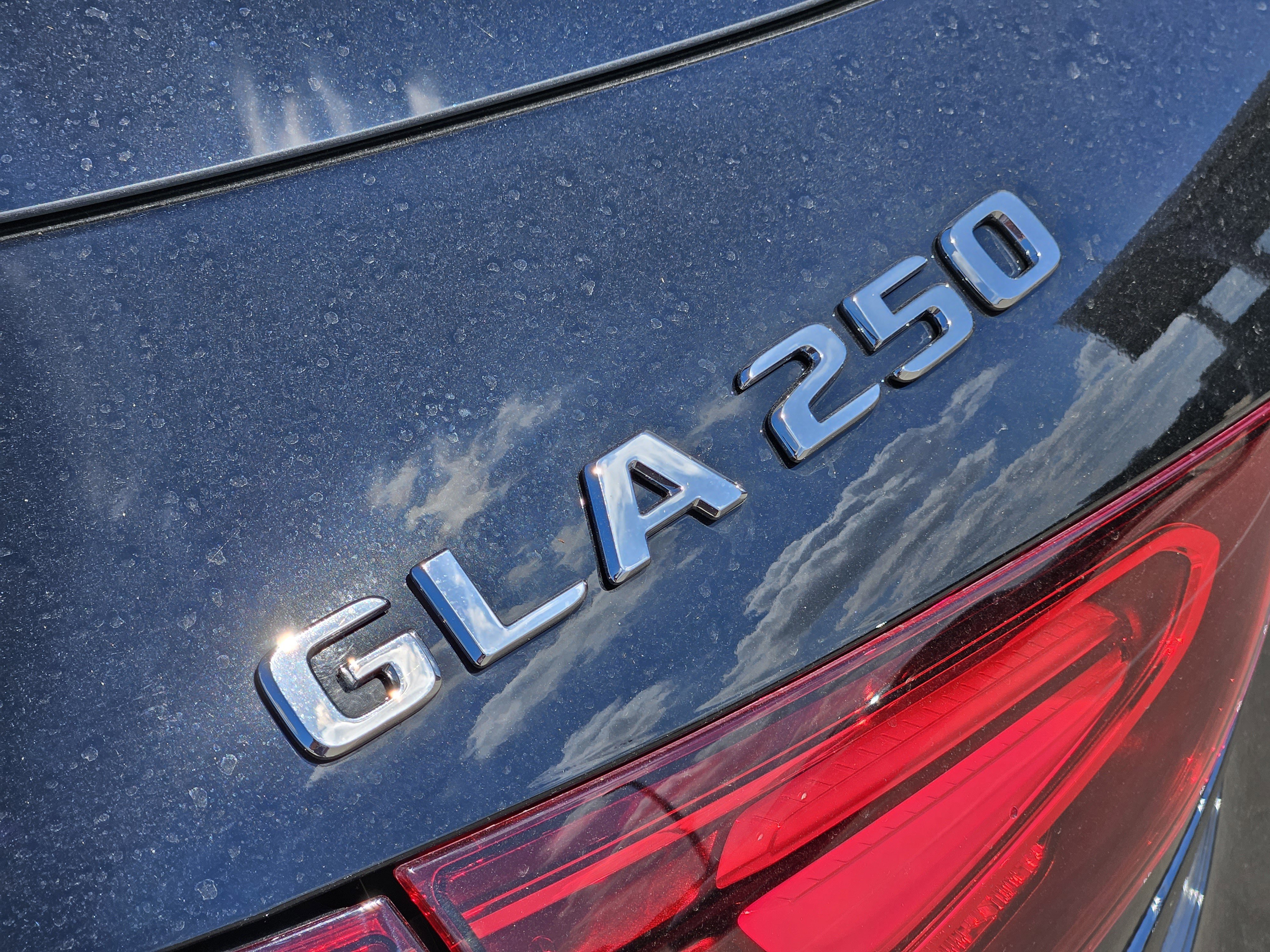 Certified 2026 Mercedes-Benz GLA 250 image 12