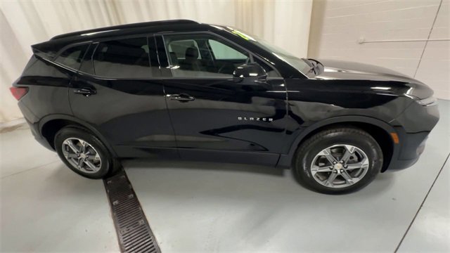 Used 2024 Chevrolet Blazer LT w/ Convenience Package image 9