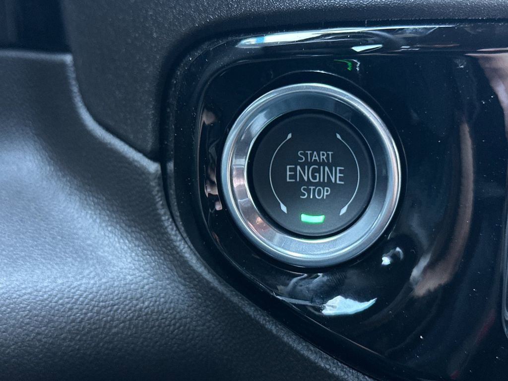 New 2026 GMC Sierra 1500 SLE w/ Preferred Package image 21