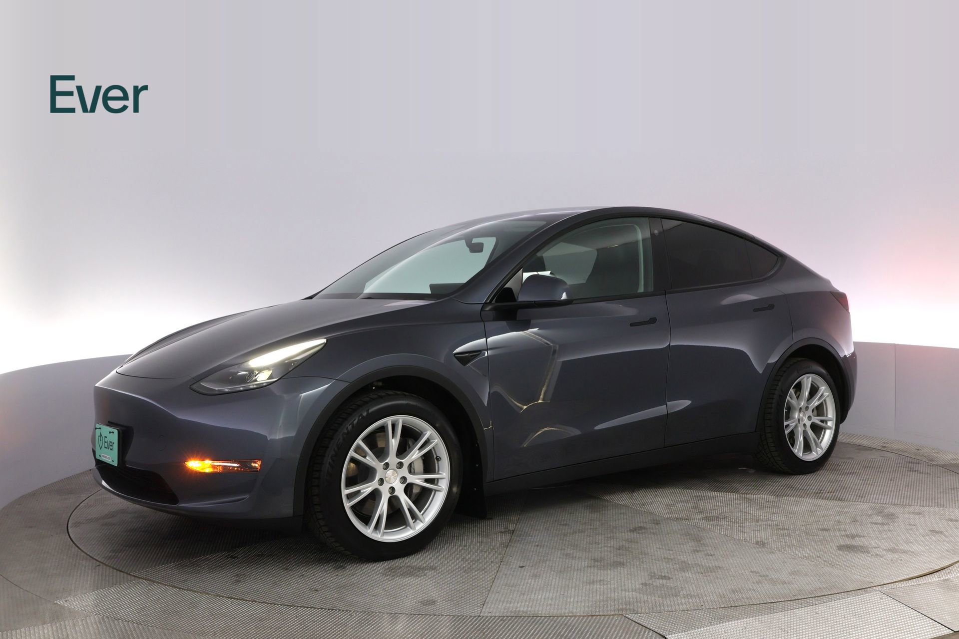 Used 2023 Tesla Model Y Long Range AWD/4WD image 18