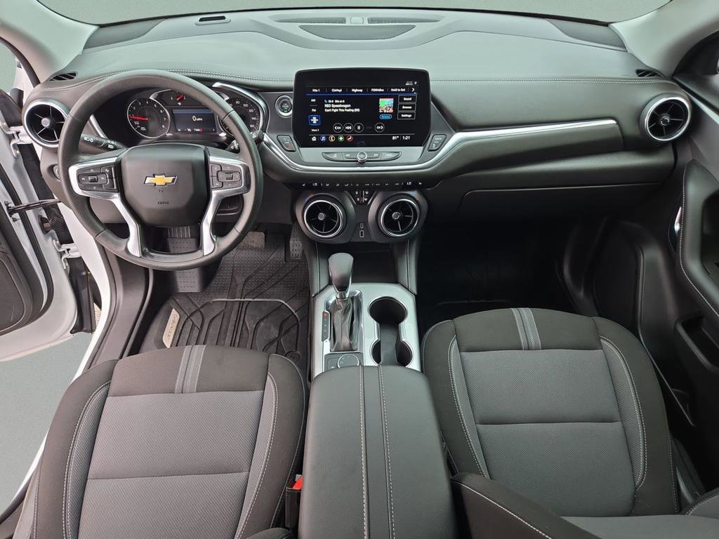 Used 2025 Chevrolet Blazer LT w/ LPO, Floor Liner Package FWD image 27