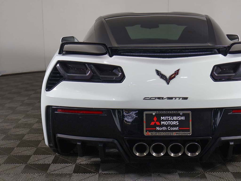 Used 2019 Chevrolet Corvette Stingray Coupe w/ 1LT image 12