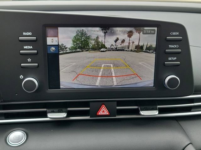 New 2026 Hyundai Elantra Hybrid FWD image 8