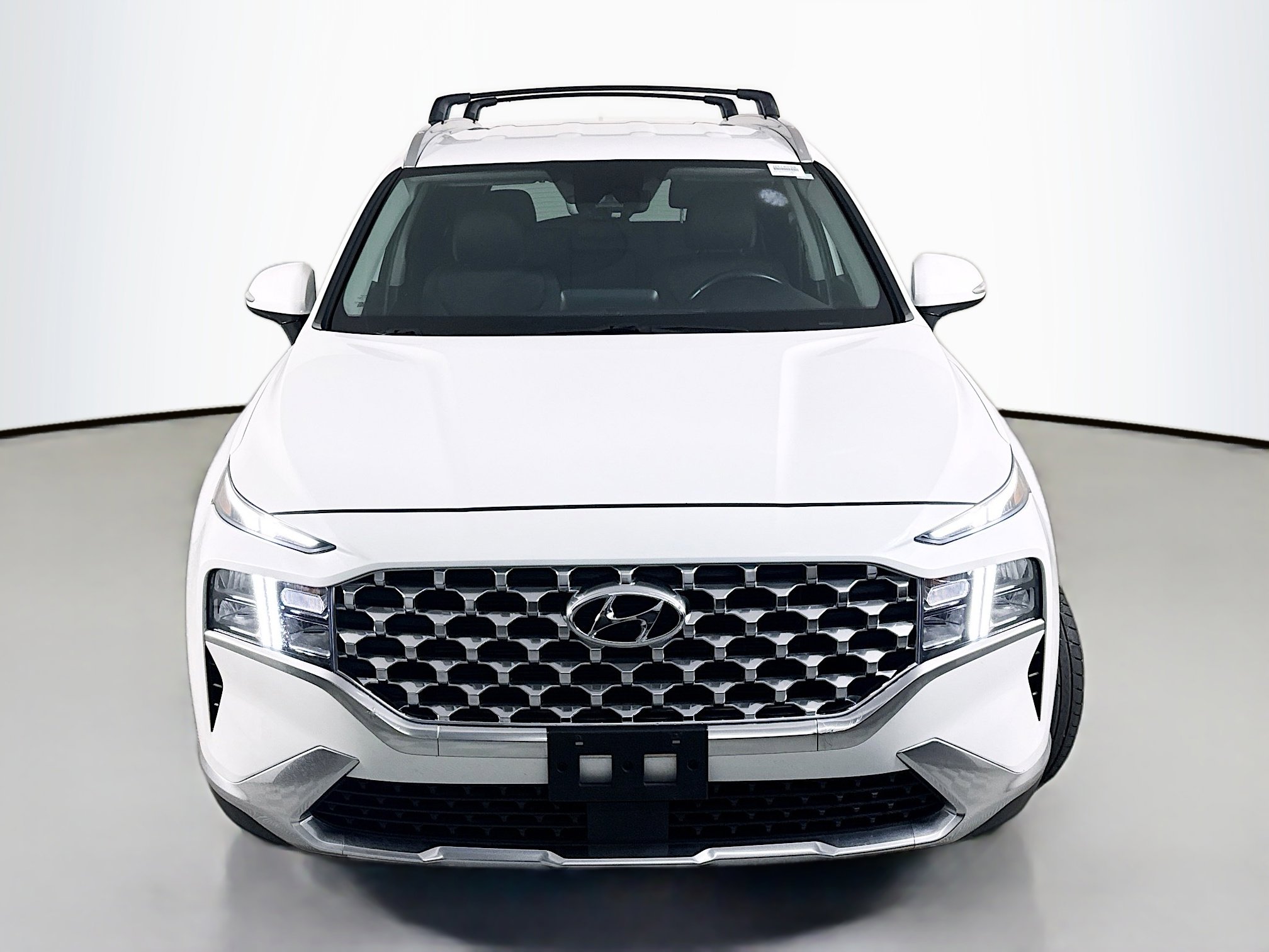 Used 2022 Hyundai Santa Fe SEL w/ Convenience Package FWD image 2
