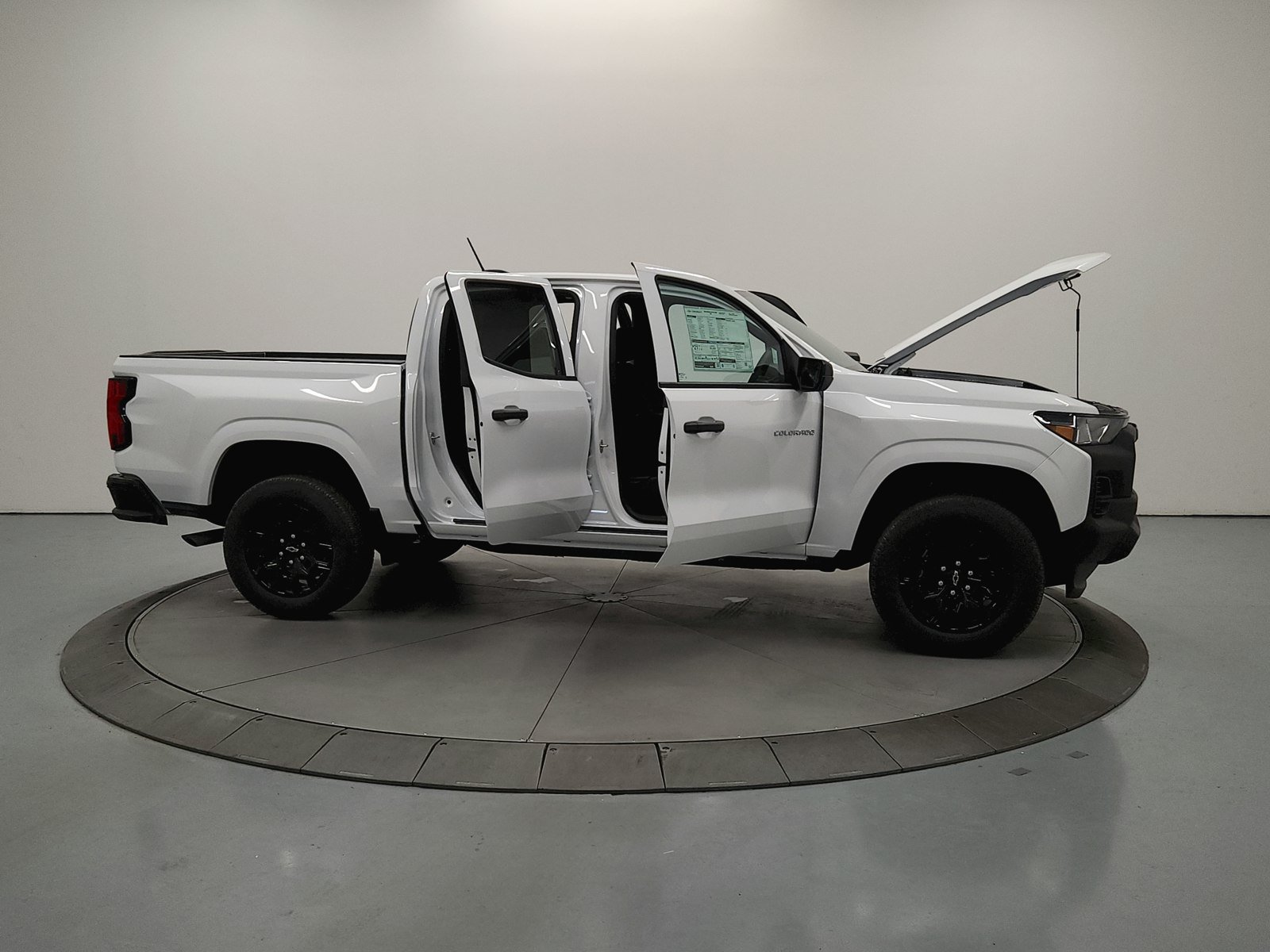 New 2026 Chevrolet Colorado W/T w/ WT Custom Package RWD image 17