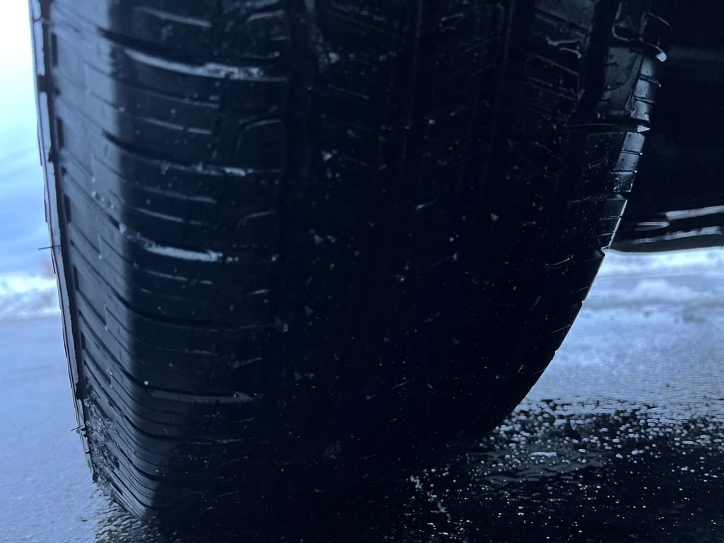 Used 2016 Chrysler Town & Country Touring w/ Driver Convenience Group image 27