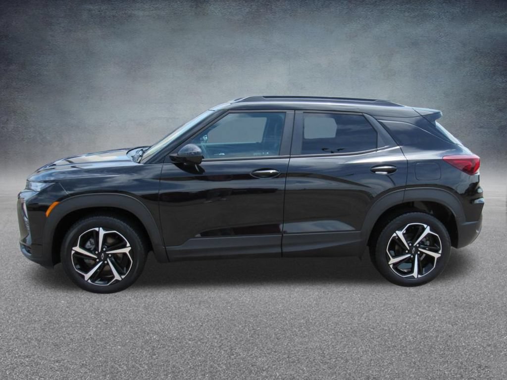 Used 2021 Chevrolet TrailBlazer RS w/ Convenience Package FWD image 3