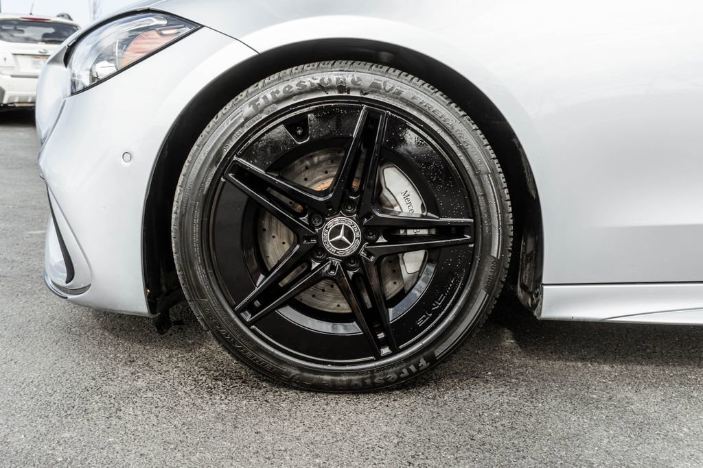 Used 2023 Mercedes-Benz C 300 4MATIC Sedan image 33