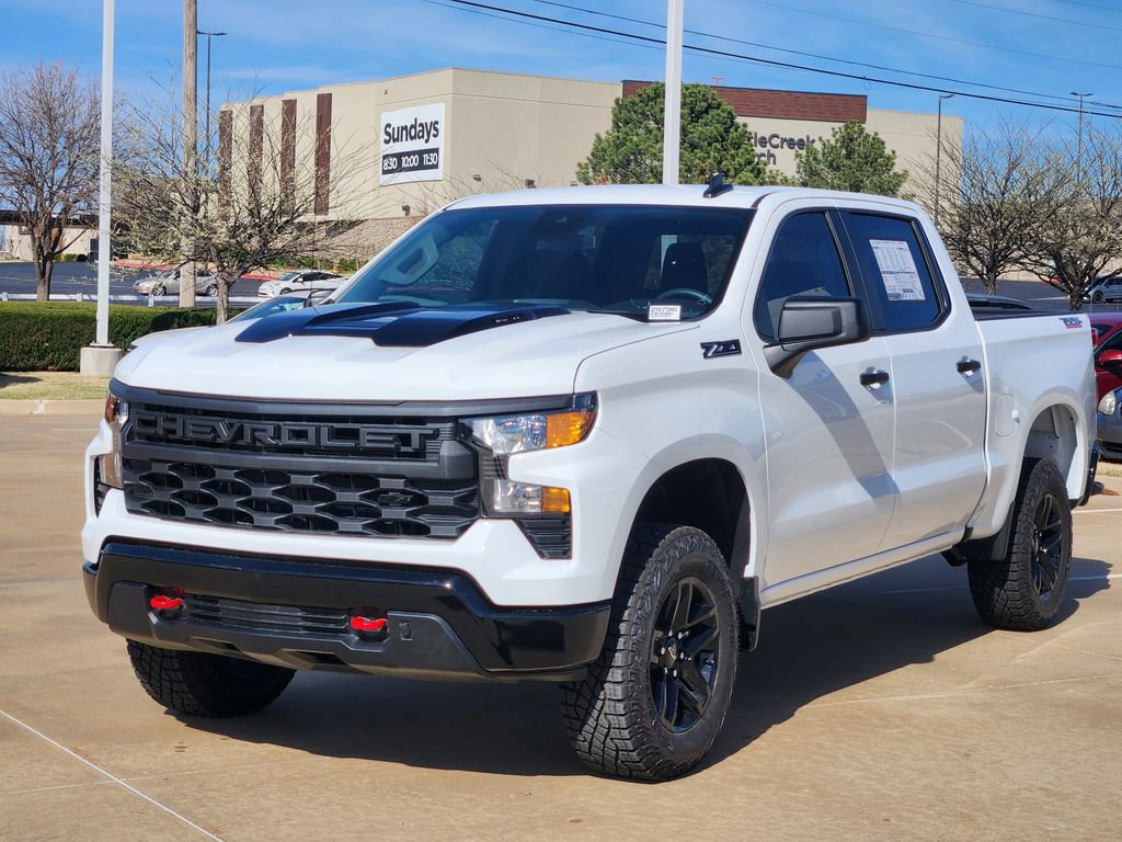 New 2026 Chevrolet Silverado 1500 Custom Trail Boss w/ LPO, Dark Essentials Package image 2